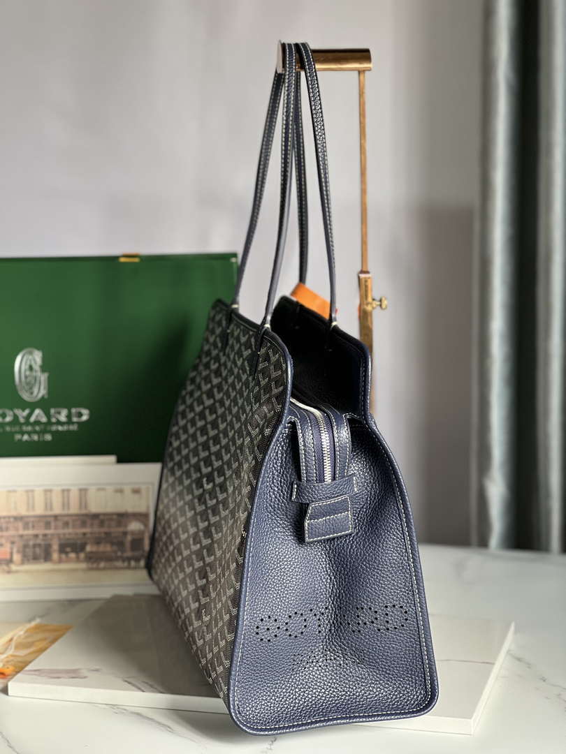 Goyard HARDY2PMLTY07CG07P Hardy PM Bag Navy Blue