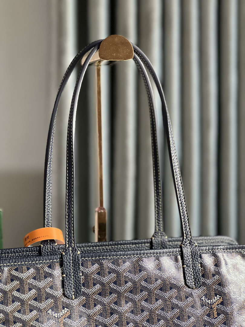 Goyard HARDY2PMLTY07CG07P Hardy PM Bag Navy Blue