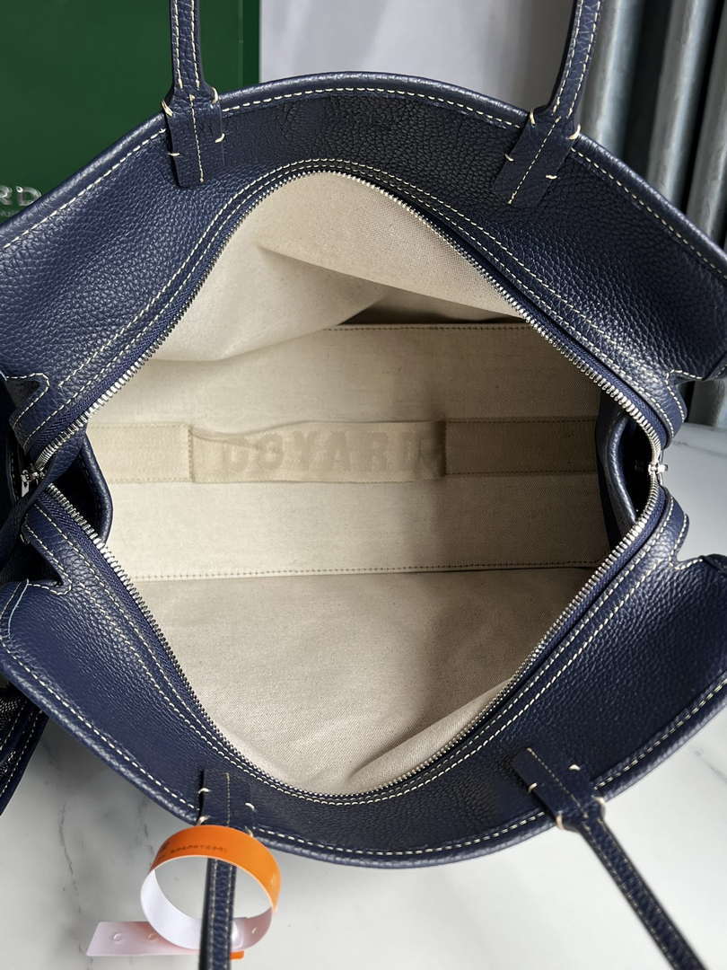 Goyard HARDY2PMLTY07CG07P Hardy PM Bag Navy Blue