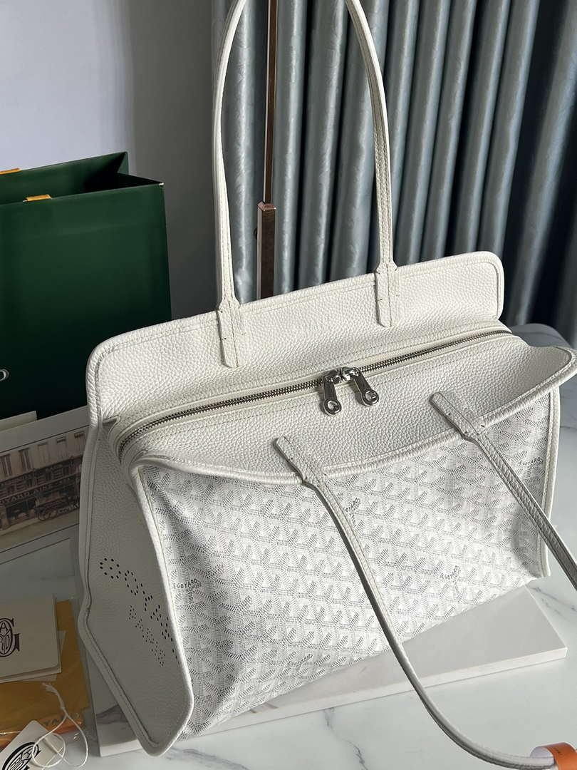 Goyard HARDY2PMLTY07CG07P Hardy PM Bag White