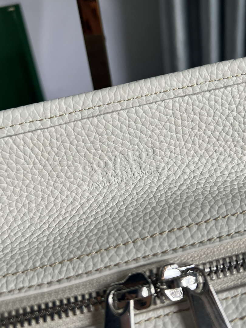 Goyard HARDY2PMLTY07CG07P Hardy PM Bag White