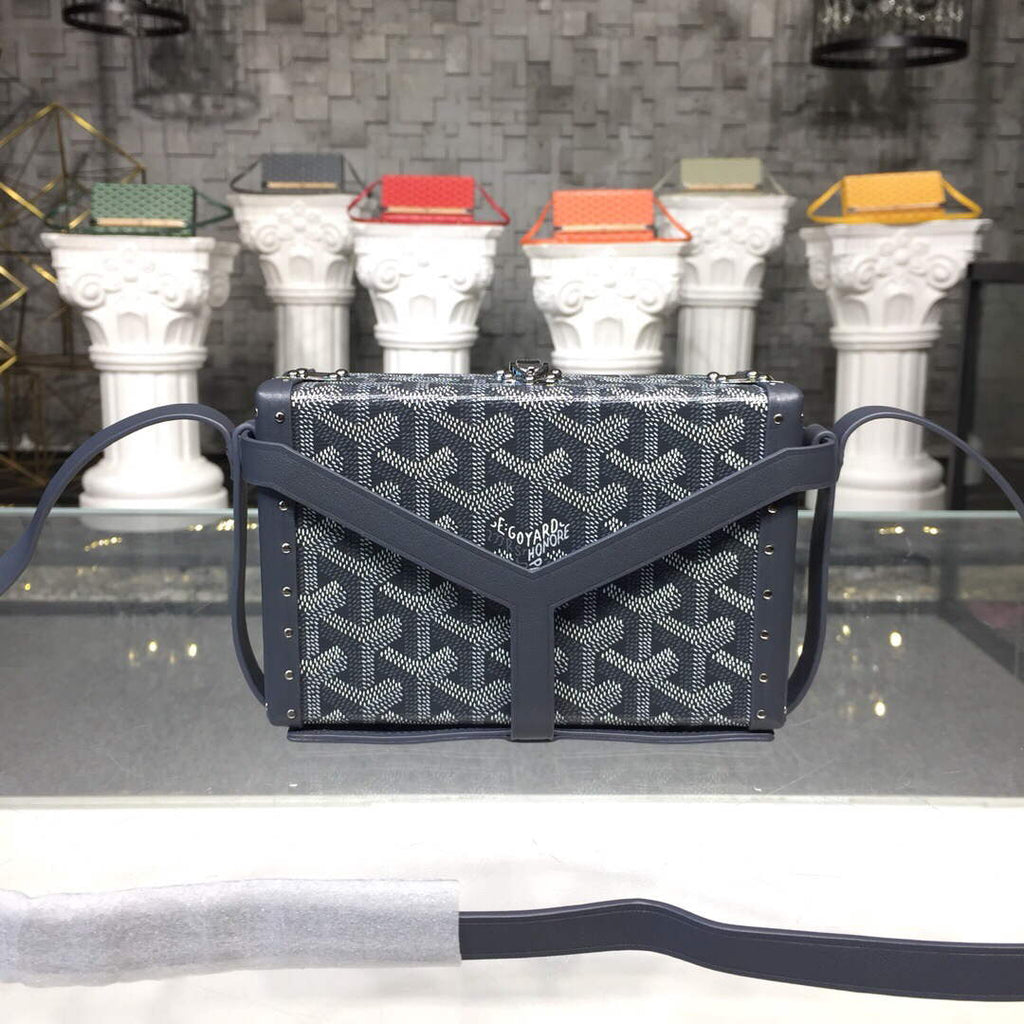 Goyard MINA08PMLTY01CL01P Minaudi¨¨re Trunk Bag Gray