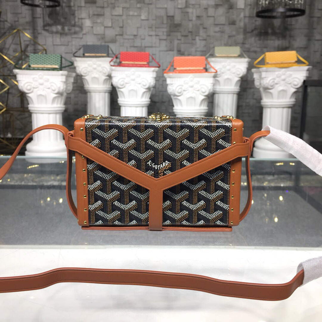 Goyard MINA08PMLTY01CL01P Minaudi¨¨re Trunk Bag Brown