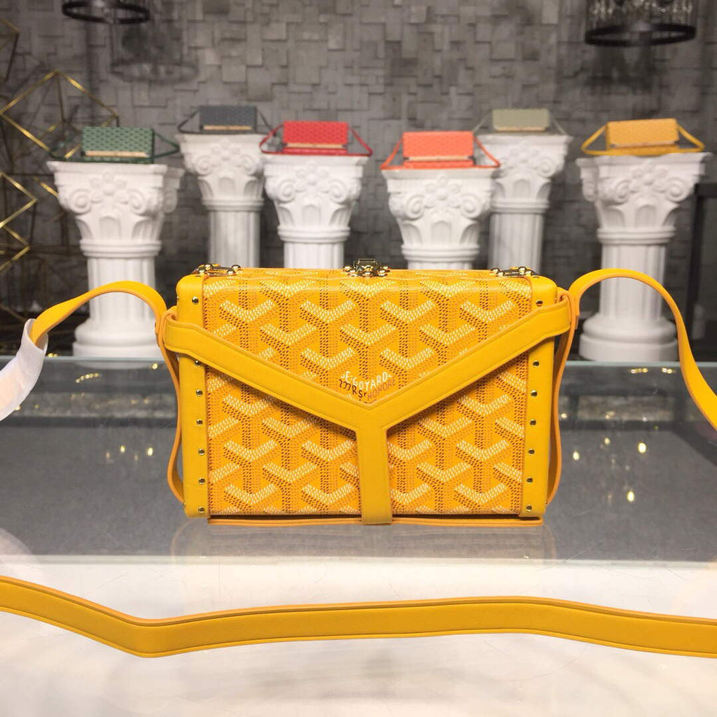 Goyard MINA08PMLTY01CL01P Minaudi¨¨re Trunk Bag Yellow