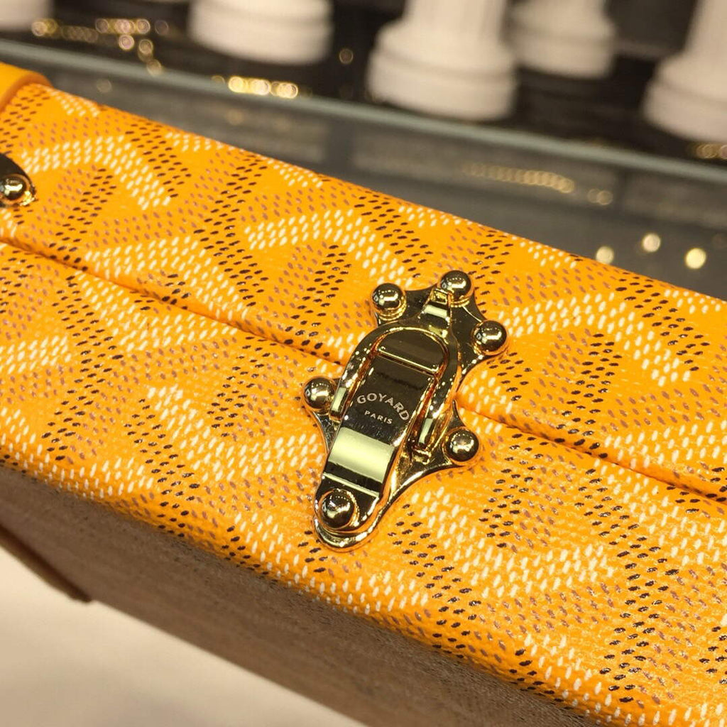 Goyard MINA08PMLTY01CL01P Minaudi¨¨re Trunk Bag Yellow