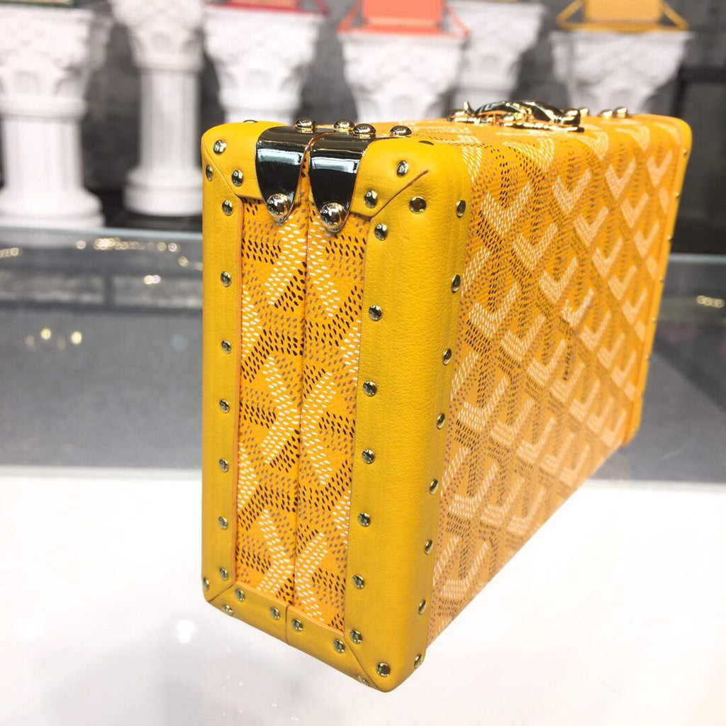 Goyard MINA08PMLTY01CL01P Minaudi¨¨re Trunk Bag Yellow