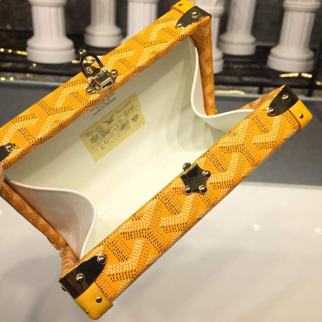 Goyard MINA08PMLTY01CL01P Minaudi¨¨re Trunk Bag Yellow