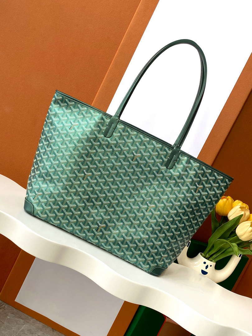 Goyard MMLTY01CL03P Artois MM Bag Pearly Green