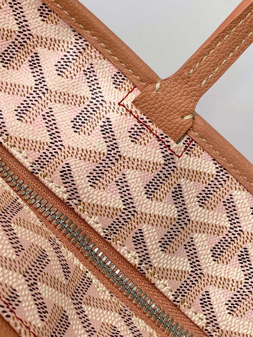 Goyard MMLTY01CL03P Artois MM Bag Pearly Pink