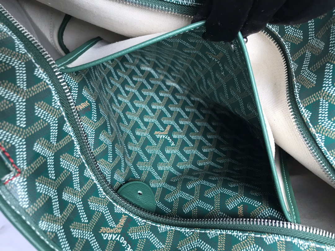 Goyard MMLTY01CL03P Artois MM Bag Green