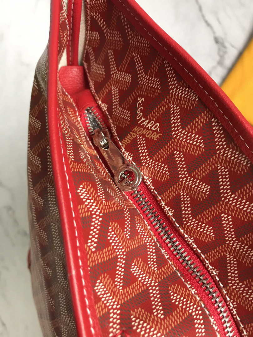 Goyard MMLTY01CL03P Artois MM Bag Red