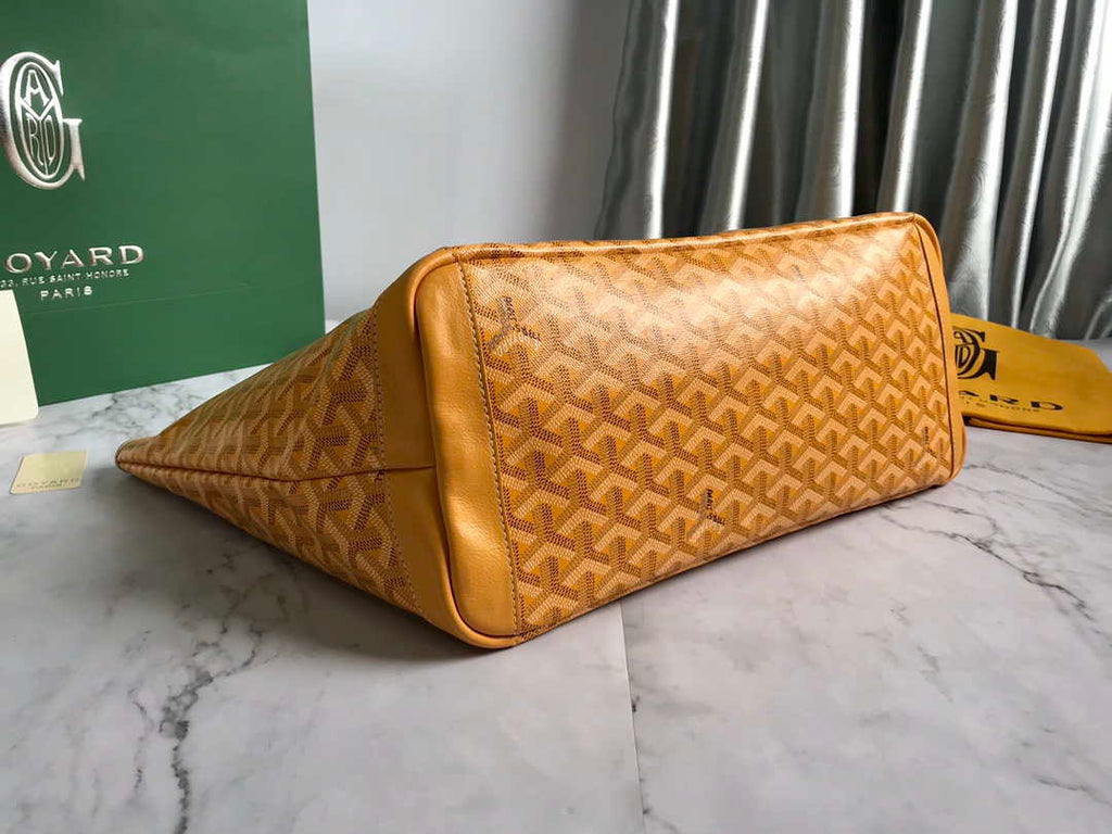 Goyard MMLTY01CL03P Artois MM Bag Yellow