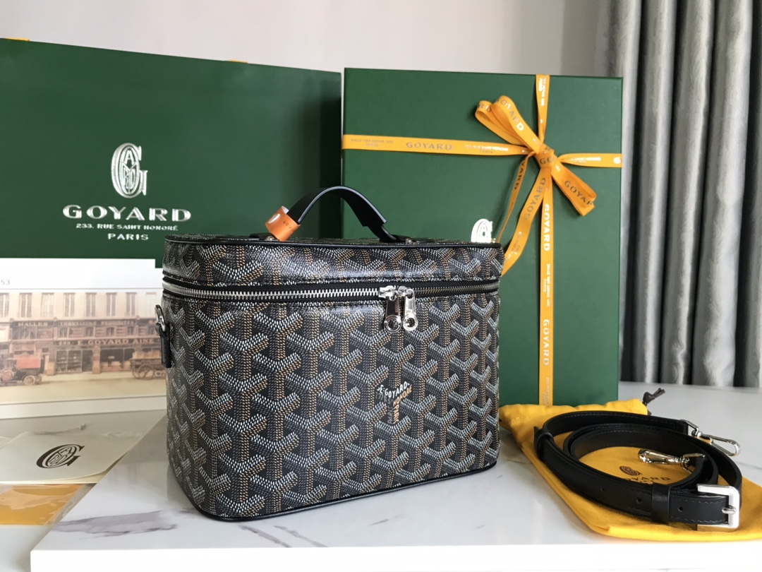 Goyard MUSEVAPMLTY01CL03P Muse Vanity Case PM Bag Black - Default Title - View 1