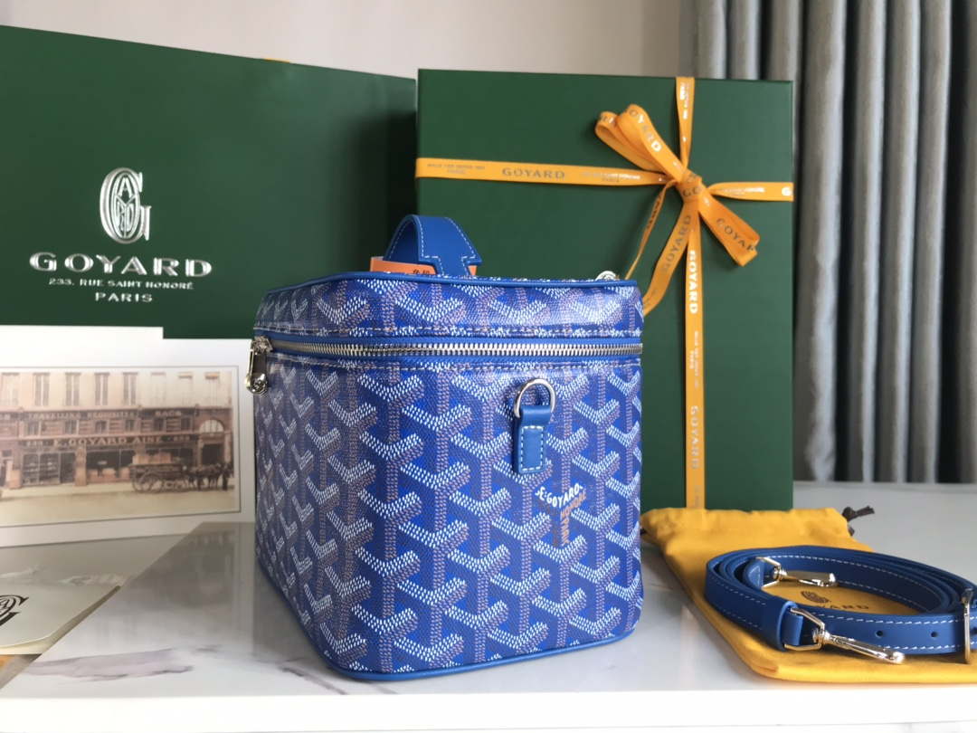 Goyard MUSEVAPMLTY01CL03P Muse Vanity Case PM Bag Blue - Default Title - View 2