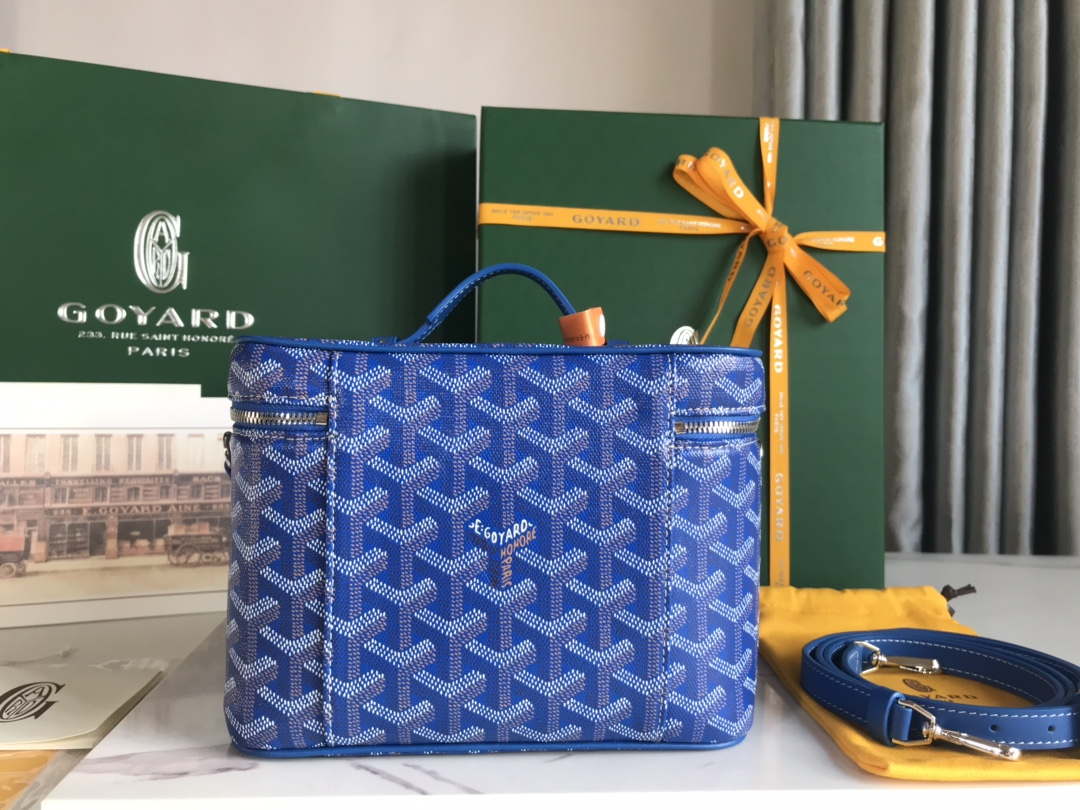Goyard MUSEVAPMLTY01CL03P Muse Vanity Case PM Bag Blue - Default Title - View 3