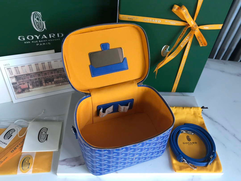 Goyard MUSEVAPMLTY01CL03P Muse Vanity Case PM Bag Blue