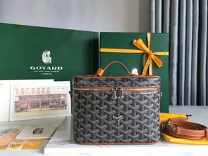 Goyard MUSEVAPMLTY01CL03P Muse Vanity Case PM Bag Brown & Black - Default Title - View 1