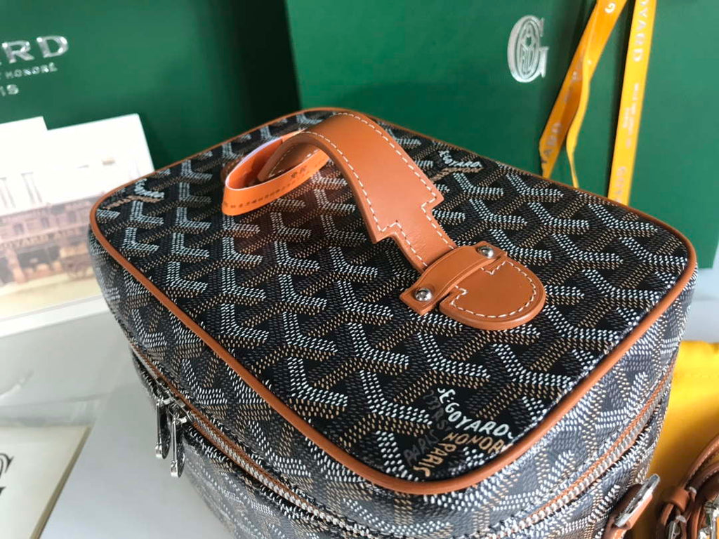 Goyard MUSEVAPMLTY01CL03P Muse Vanity Case PM Bag Brown & Black