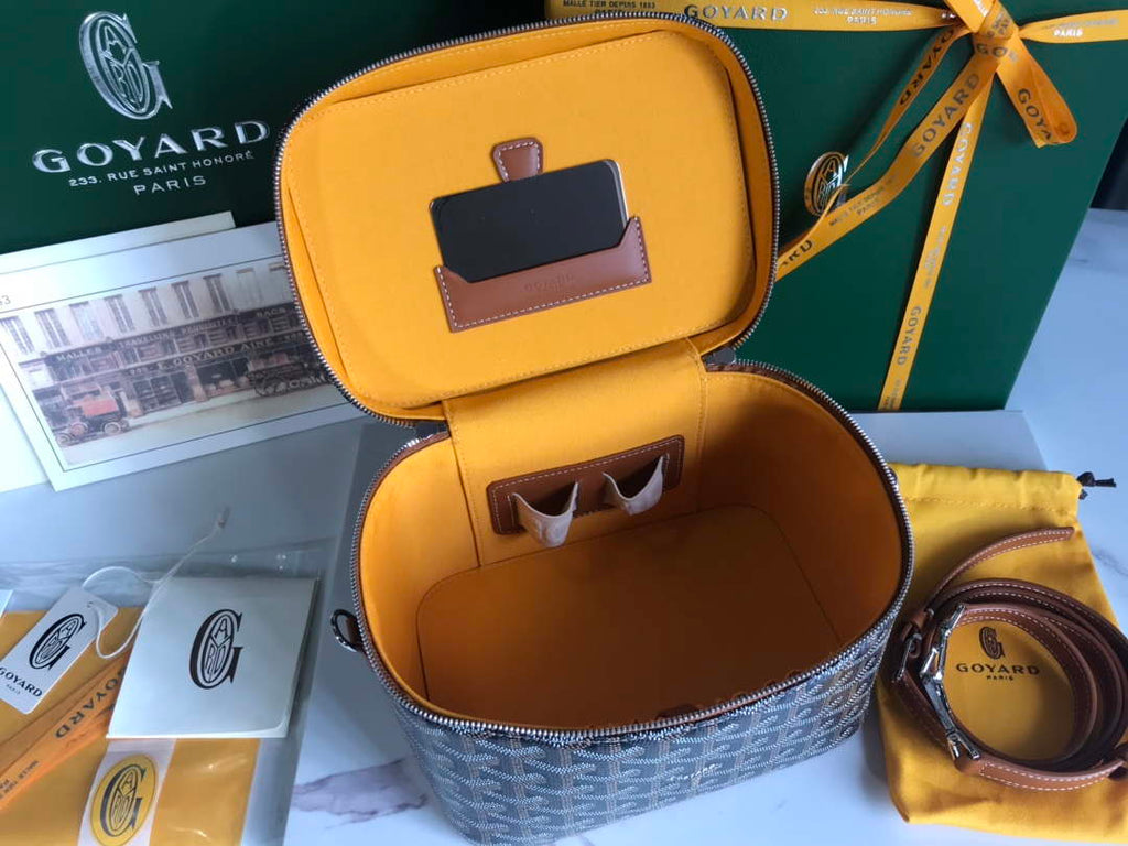 Goyard MUSEVAPMLTY01CL03P Muse Vanity Case PM Bag Brown & Black