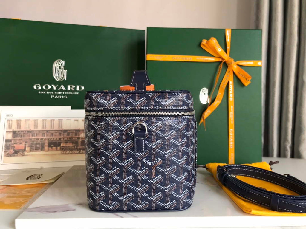 Goyard MUSEVAPMLTY01CL03P Muse Vanity Case PM Bag Navy Blue