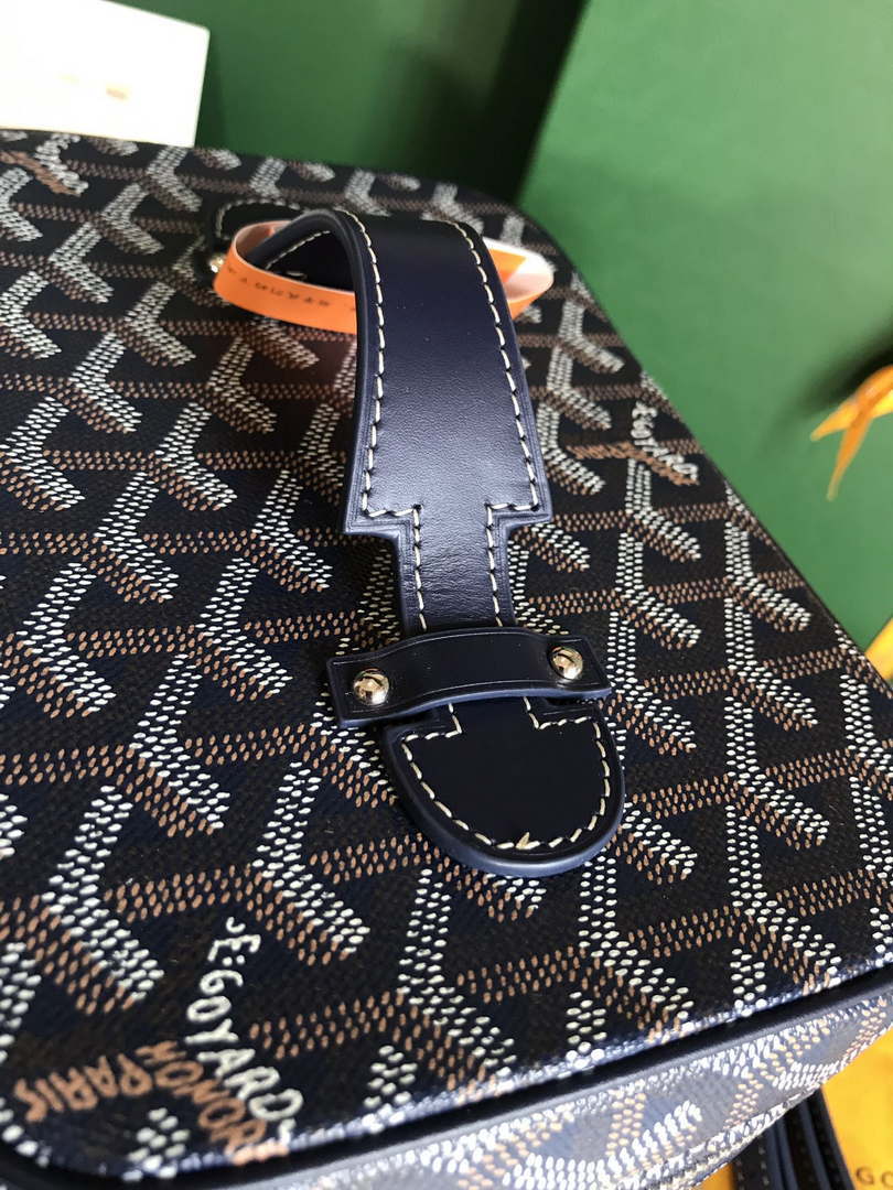 Goyard MUSEVAPMLTY01CL03P Muse Vanity Case PM Bag Navy Blue