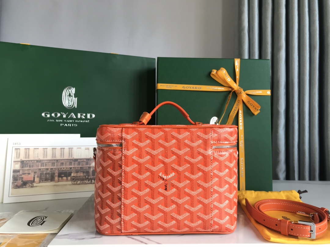 Goyard MUSEVAPMLTY01CL03P Muse Vanity Case PM Bag Orange Red