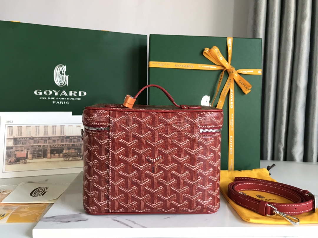 Goyard MUSEVAPMLTY01CL03P Muse Vanity Case PM Bag Red - Default Title - View 3