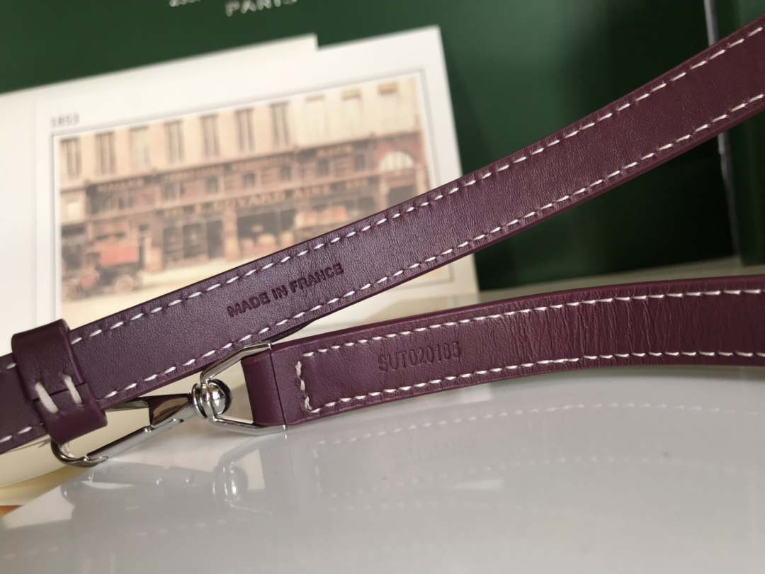 Goyard MUSEVAPMLTY01CL03P Muse Vanity Case PM Bag Wine Red - Default Title - View 9
