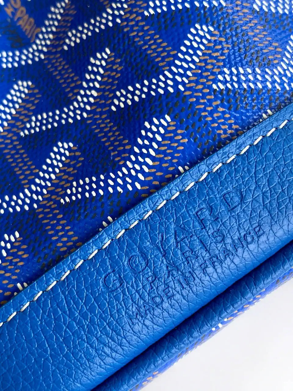 Goyard PEFLOTMINTY01CL03P Petit Flot Mini bucket bag Gy9013