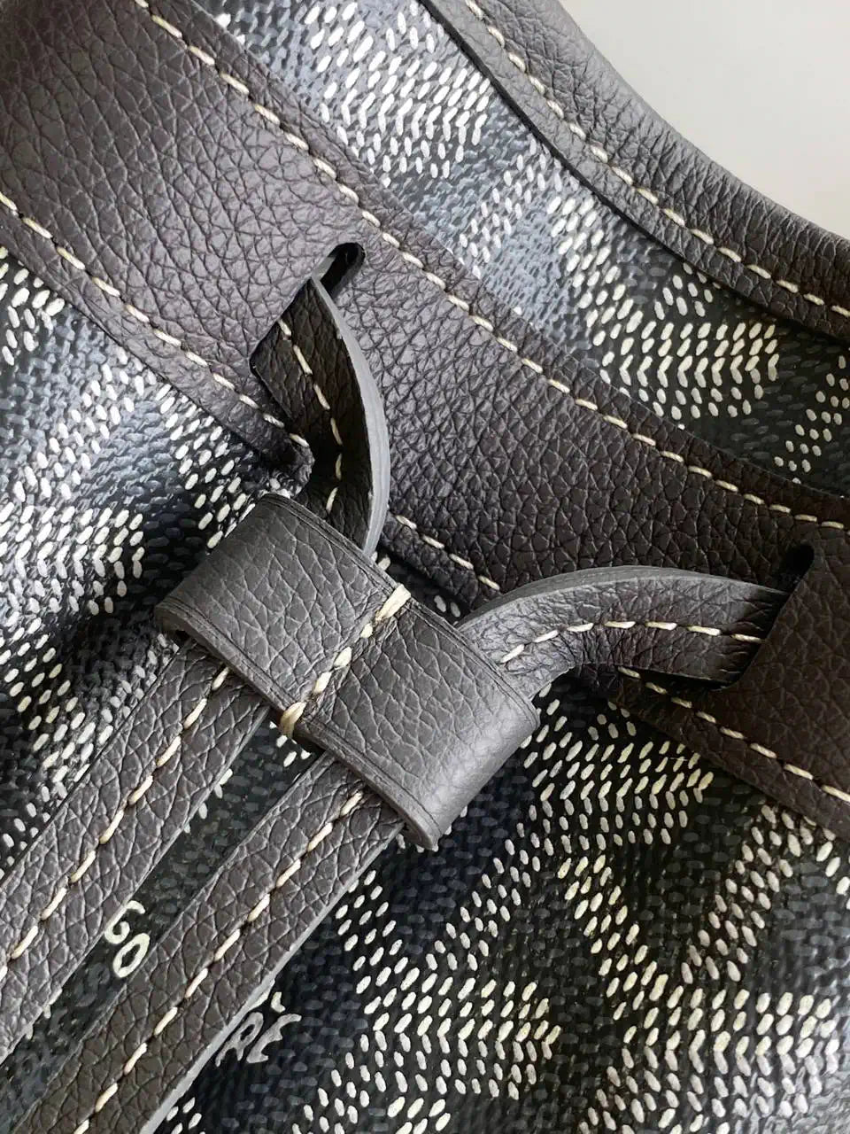 Goyard PEFLOTMINTY01CL03P Petit Flot Mini bucket bag Gy9015