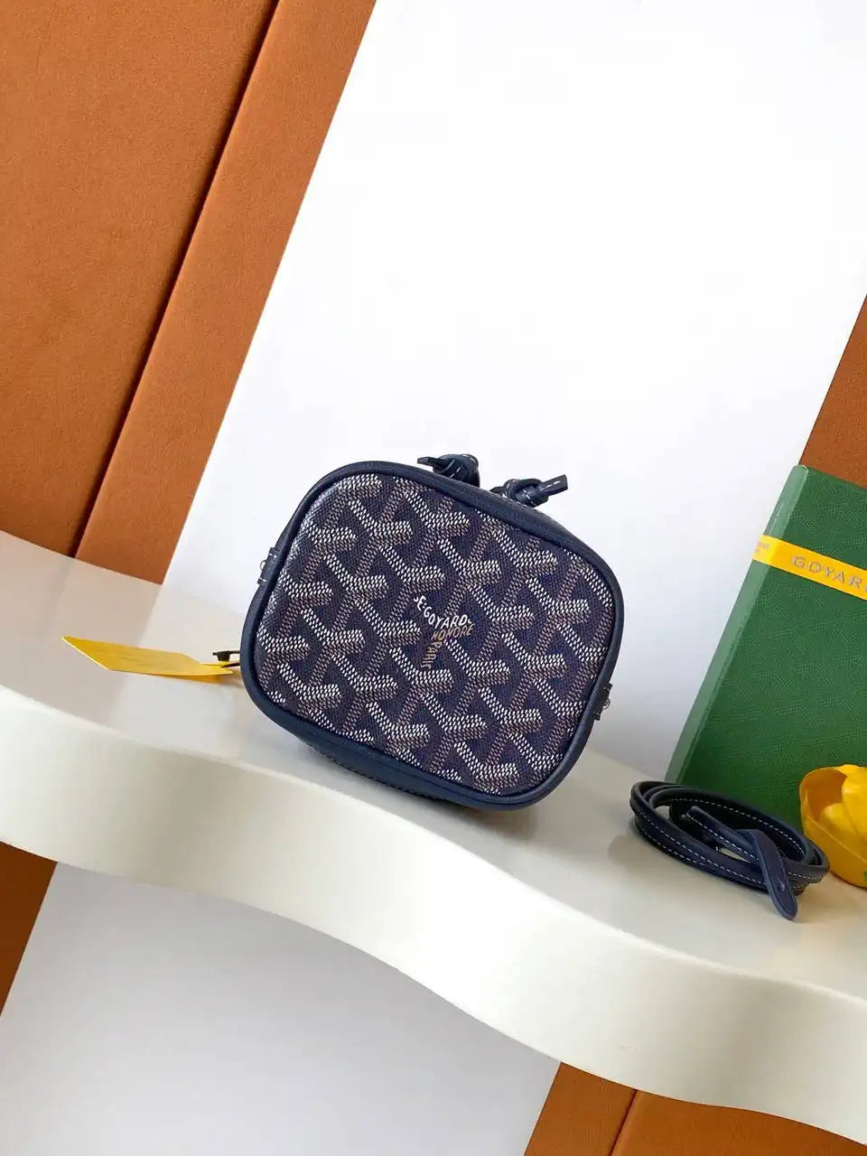 Goyard PEFLOTMINTY01CL03P Petit Flot Mini bucket bag Gy9016
