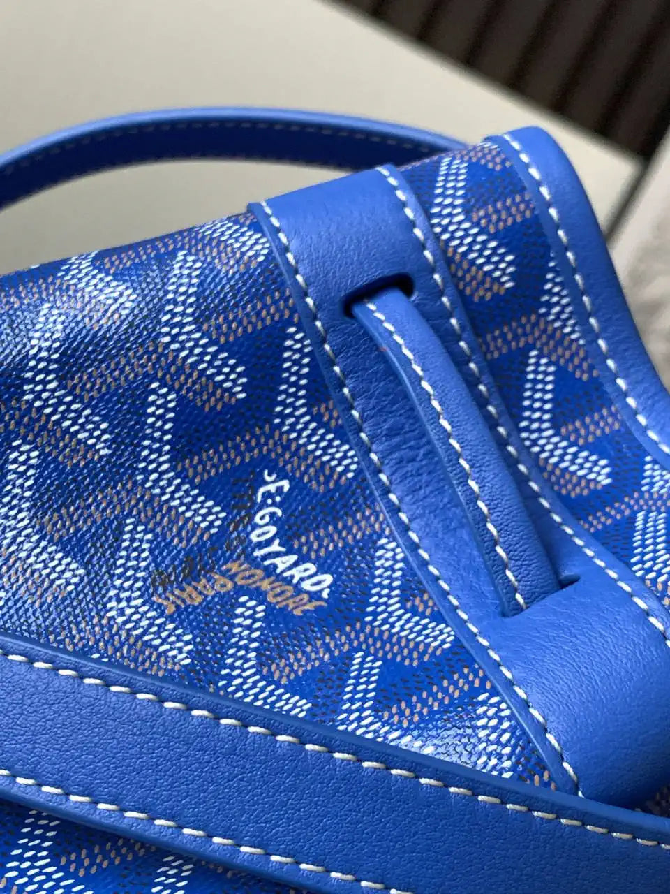 Goyard PEFLOTPMLTY01CL03P Petit Flot Bucket Bag Gy9010