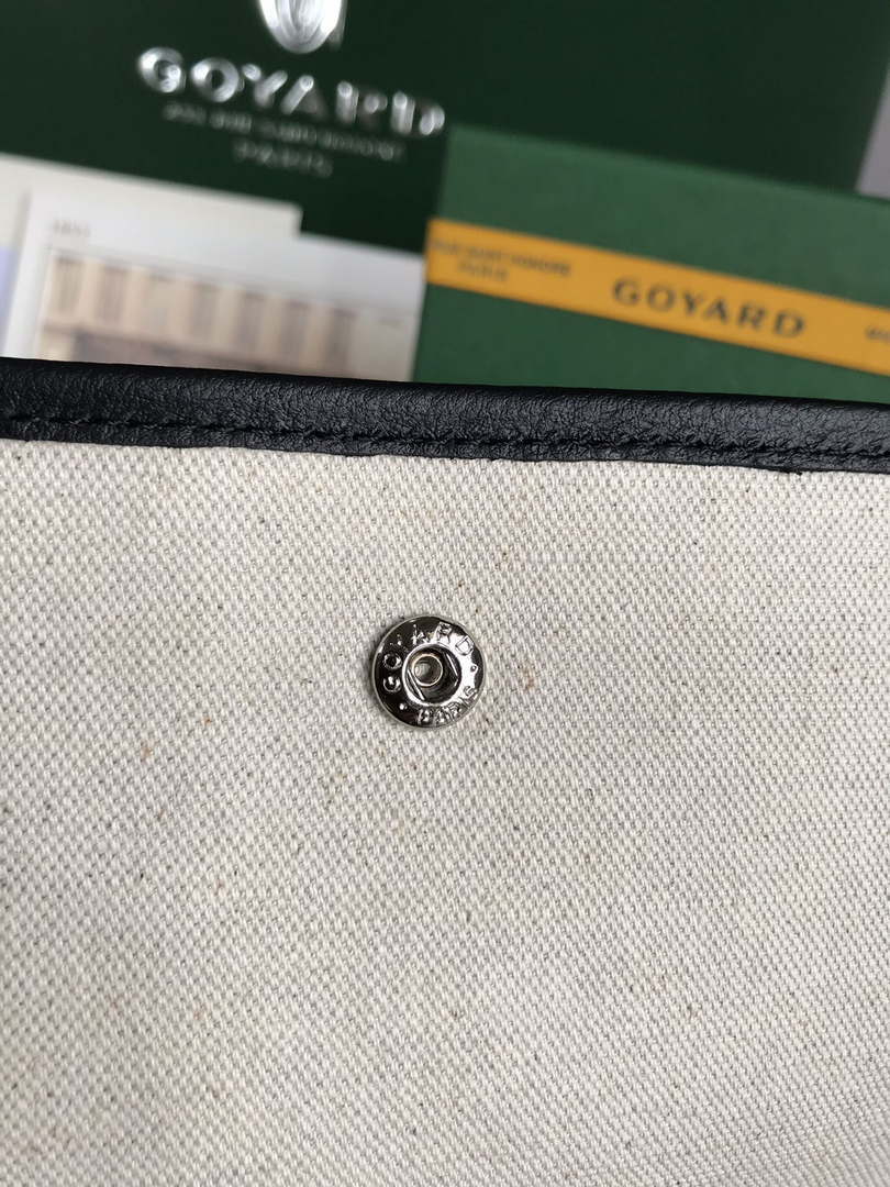 Goyard PLUMETPMLTY50CL50P Portefeuille Plumet Pocket Wallet Black