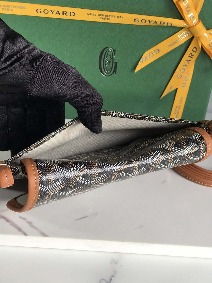Goyard PLUMETPMLTY50CL50P Portefeuille Plumet Pocket Wallet Black& Brown