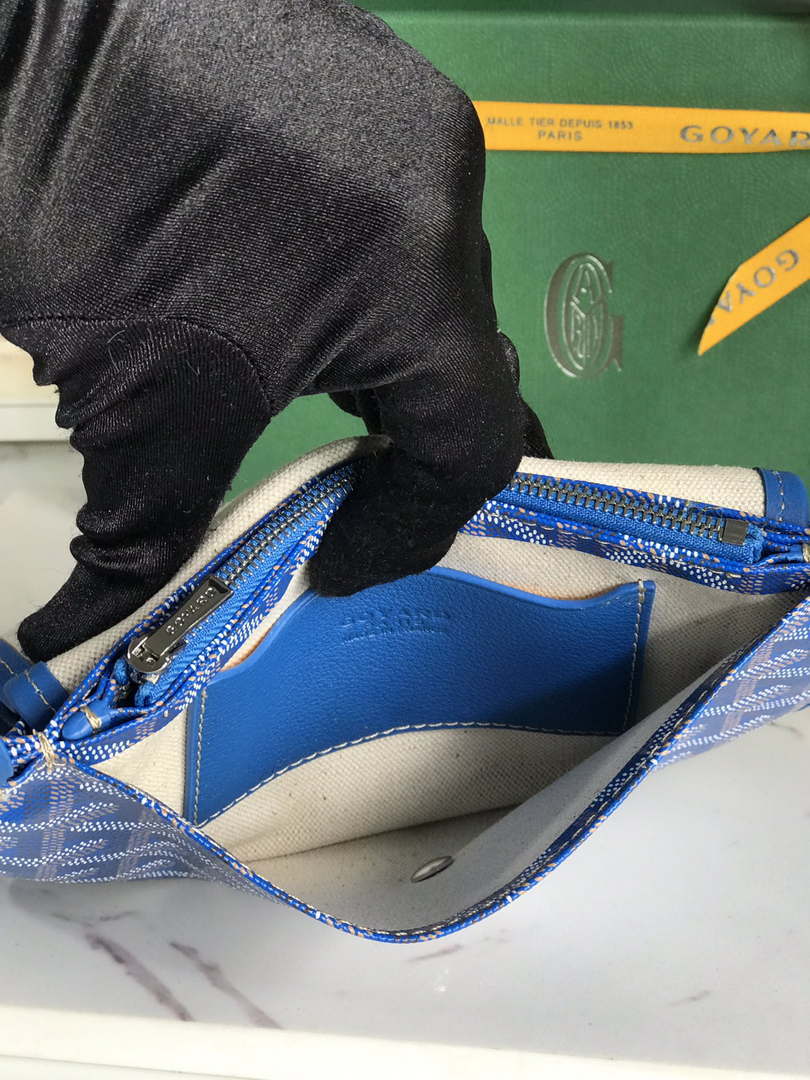 Goyard PLUMETPMLTY50CL50P Portefeuille Plumet Pocket Wallet Blue - Default Title - View 8