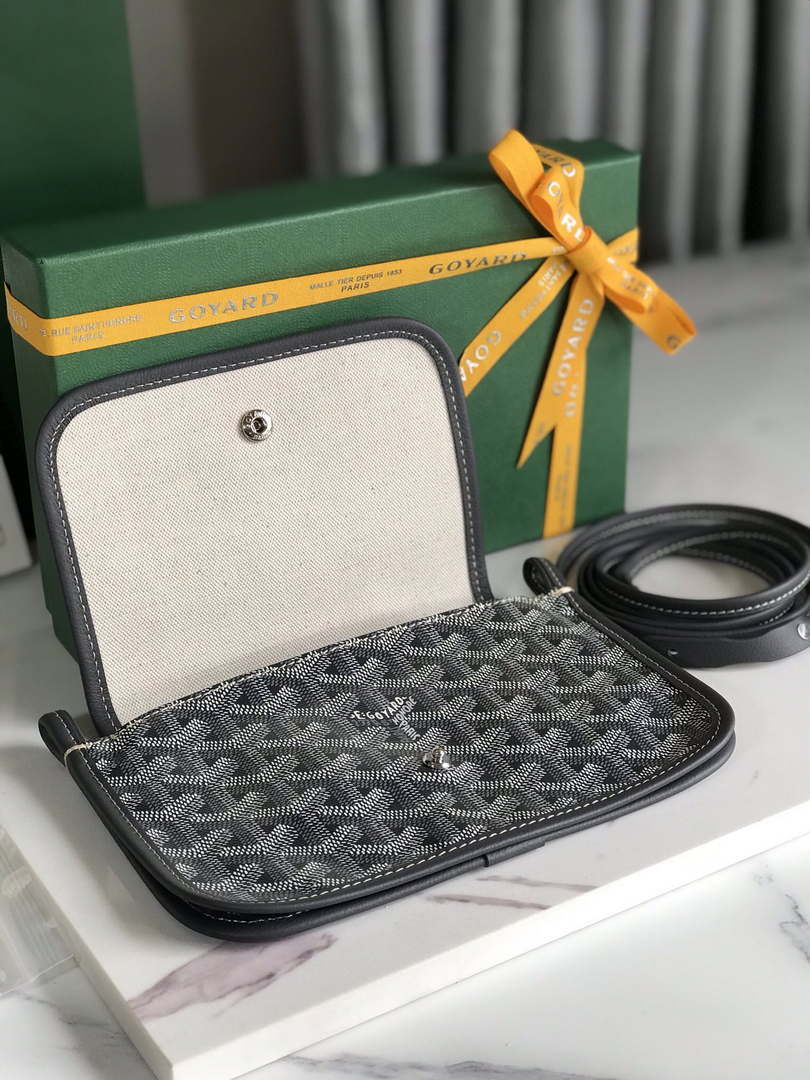Goyard PLUMETPMLTY50CL50P Portefeuille Plumet Pocket Wallet Gray