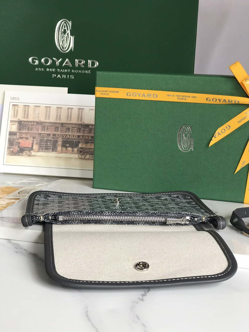 Goyard PLUMETPMLTY50CL50P Portefeuille Plumet Pocket Wallet Gray - Default Title - View 5