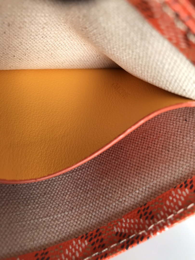 Goyard PLUMETPMLTY50CL50P Portefeuille Plumet Pocket Wallet Orange