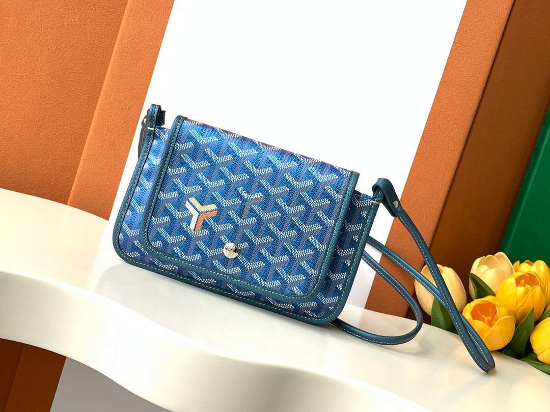 Goyard PLUMETPMLTY50CL50P Portefeuille Plumet Pocket Wallet Pearly Blue - Default Title - View 1