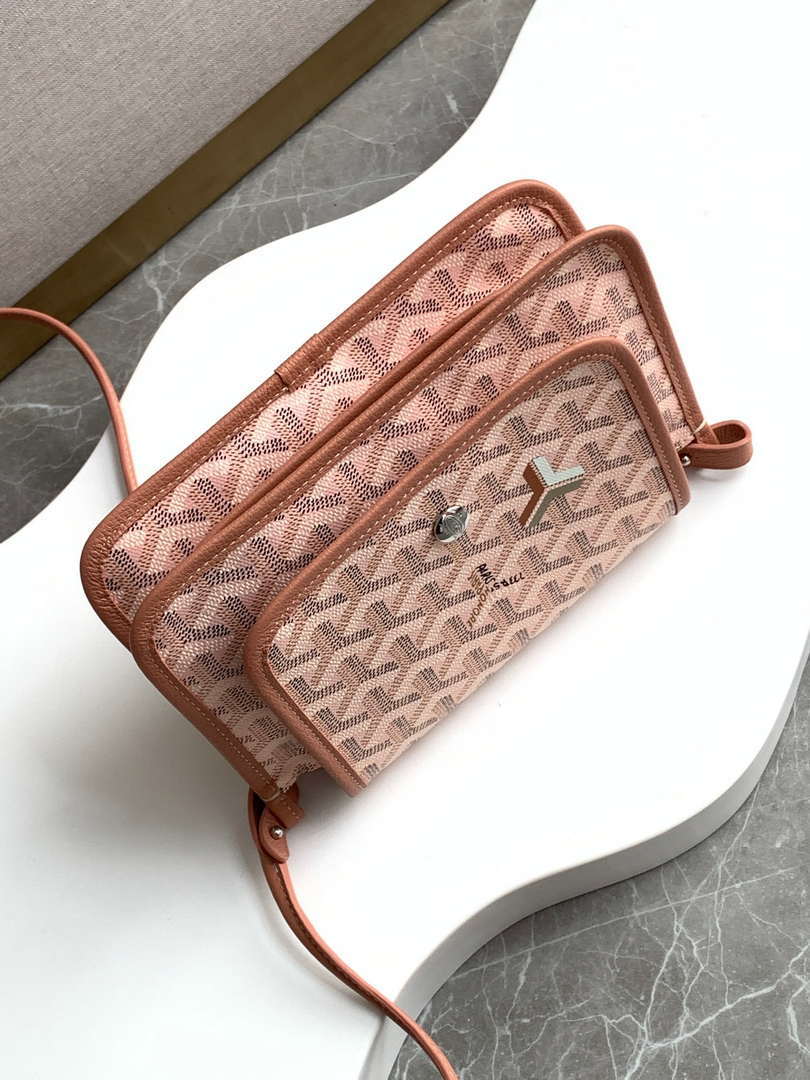 Goyard PLUMETPMLTY50CL50P Portefeuille Plumet Pocket Wallet Pearly Pink