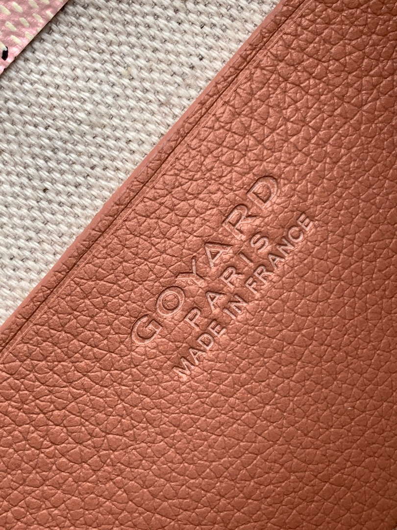 Goyard PLUMETPMLTY50CL50P Portefeuille Plumet Pocket Wallet Pearly Pink