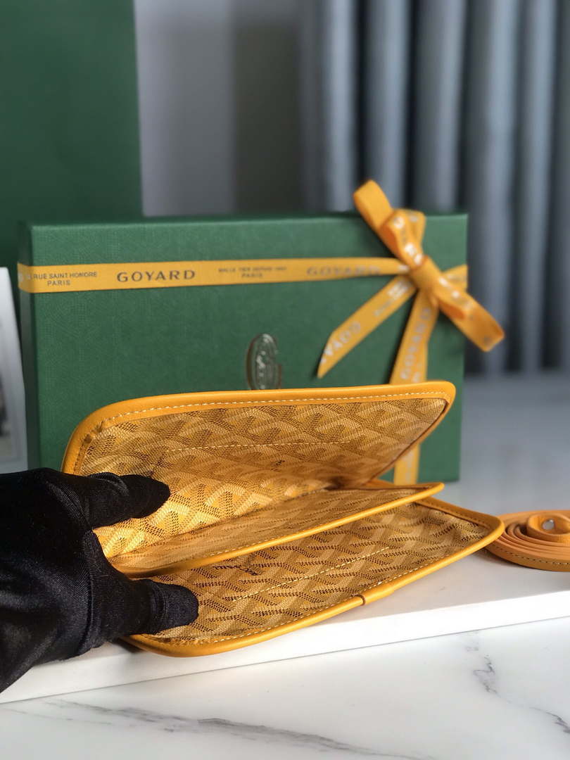 Goyard PLUMETPMLTY50CL50P Portefeuille Plumet Pocket Wallet Yellow - Default Title - View 9