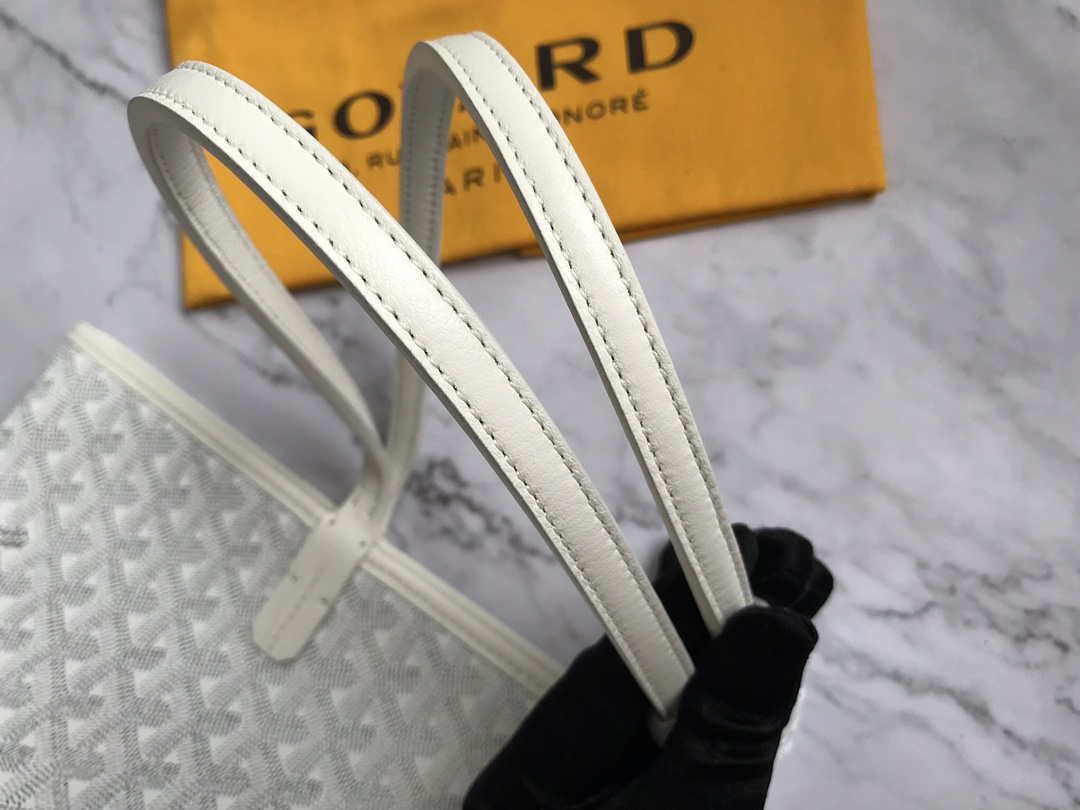 Goyard PMLTY09CL09P Artois PM Bag White