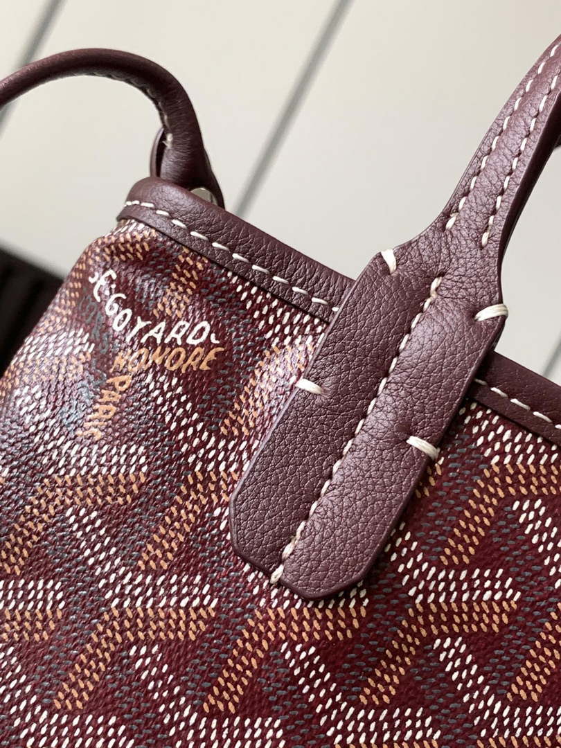 Goyard POICLAPMLTY11CL61P Poitiers Claire Voie Bag Wine Red