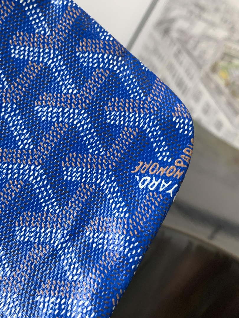 Goyard POICLAPMLTY11CL61P Poitiers Claire Voie Bag Blue