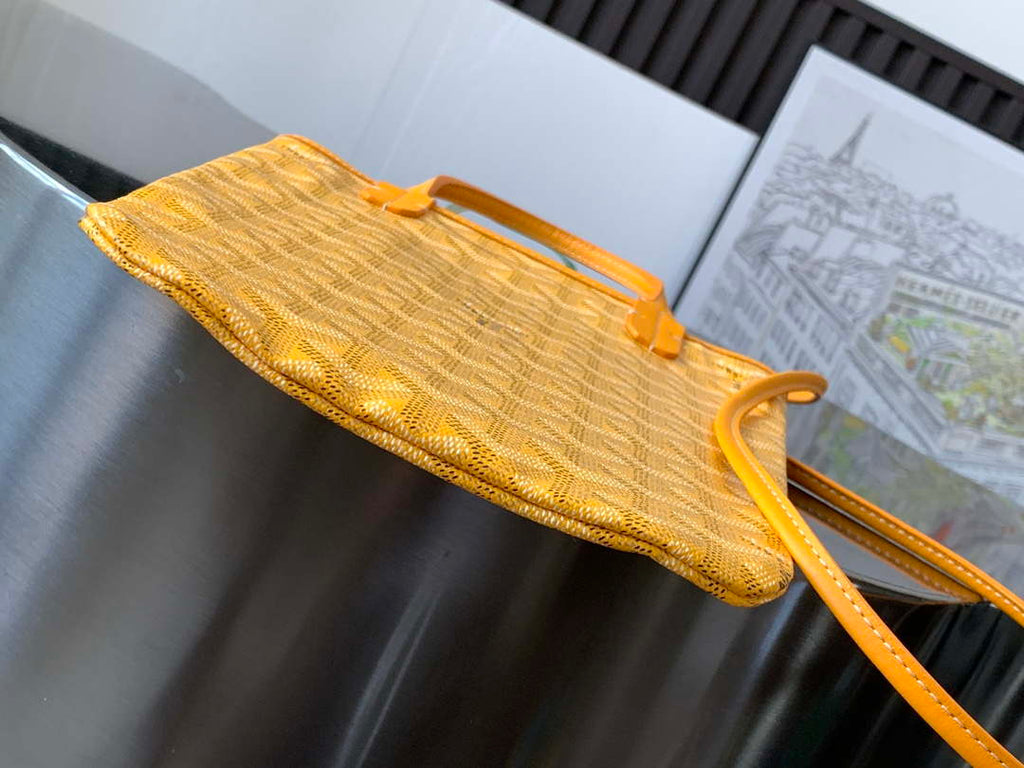 Goyard POICLAPMLTY11CL61P Poitiers Claire Voie Bag Yellow