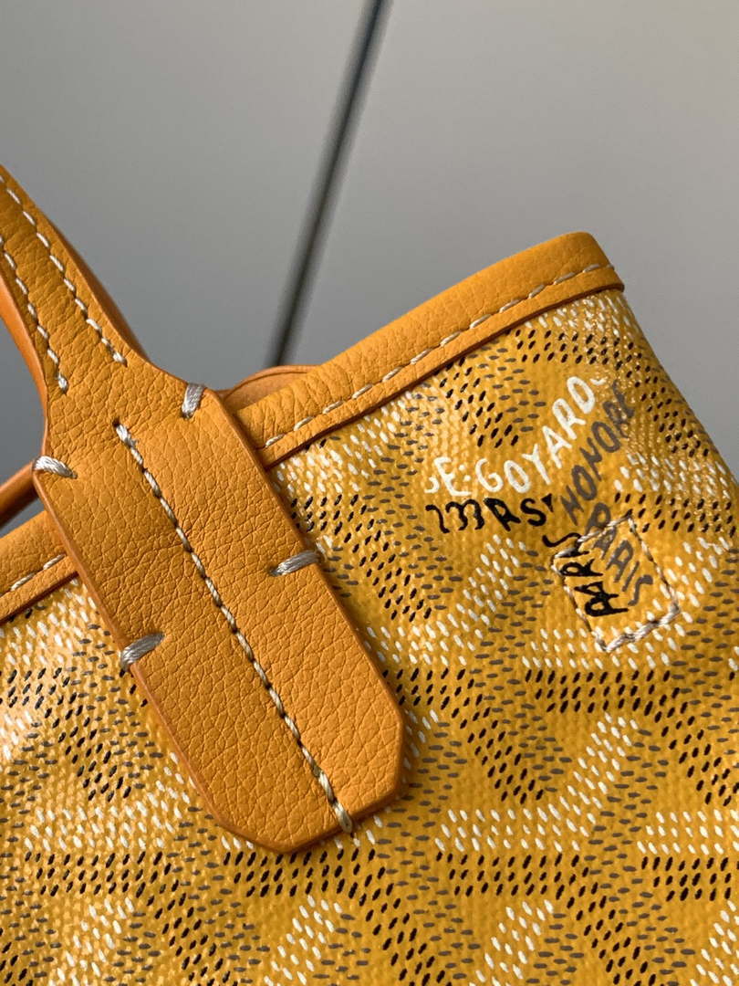 Goyard POICLAPMLTY11CL61P Poitiers Claire Voie Bag Yellow - Default Title - View 5