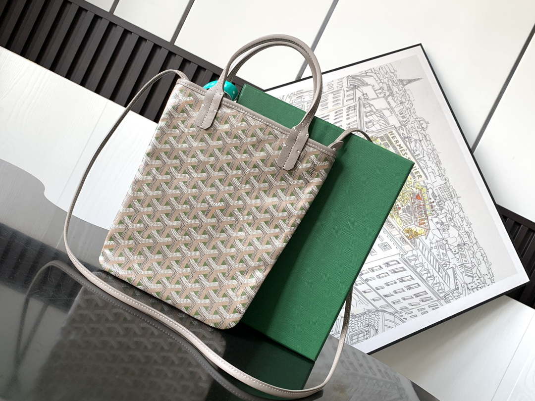 Goyard POICLAPMLTY11CL61P Poitiers Claire Voie Bag Green &Gray - Default Title - View 3