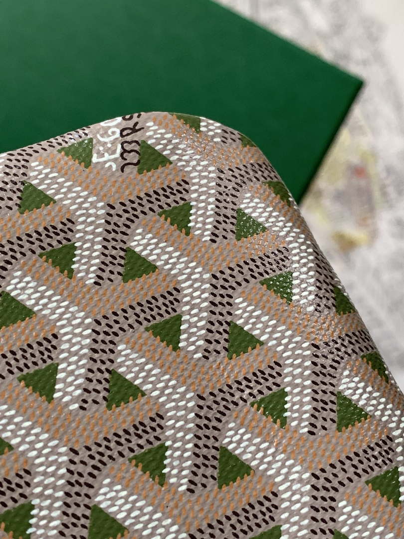 Goyard POICLAPMLTY11CL61P Poitiers Claire Voie Bag Green &Gray - Default Title - View 5