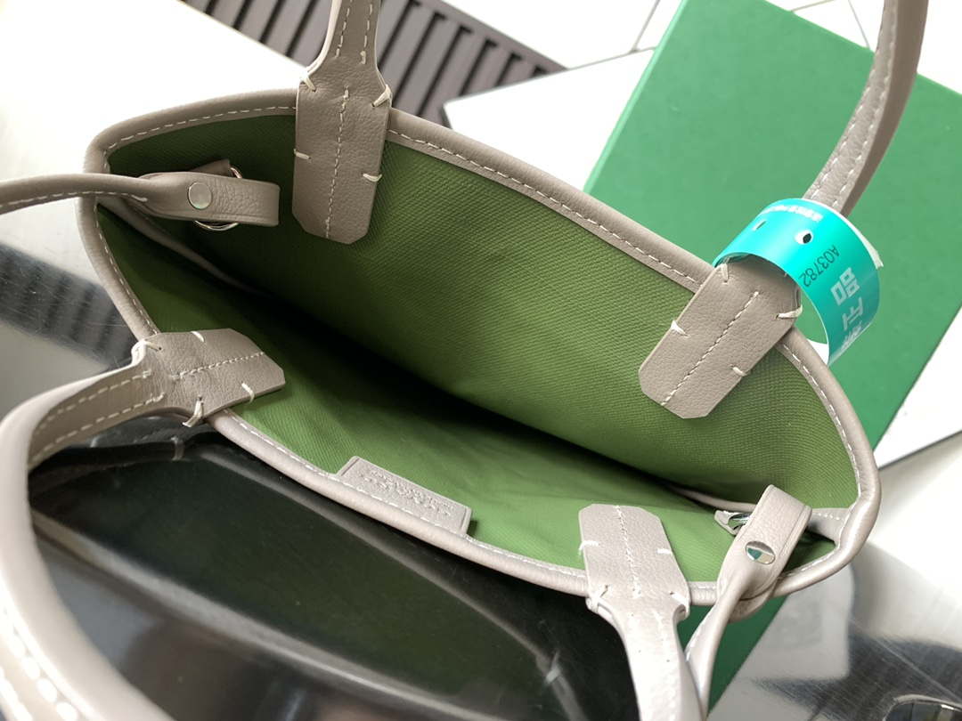 Goyard POICLAPMLTY11CL61P Poitiers Claire Voie Bag Green &Gray - Default Title - View 8